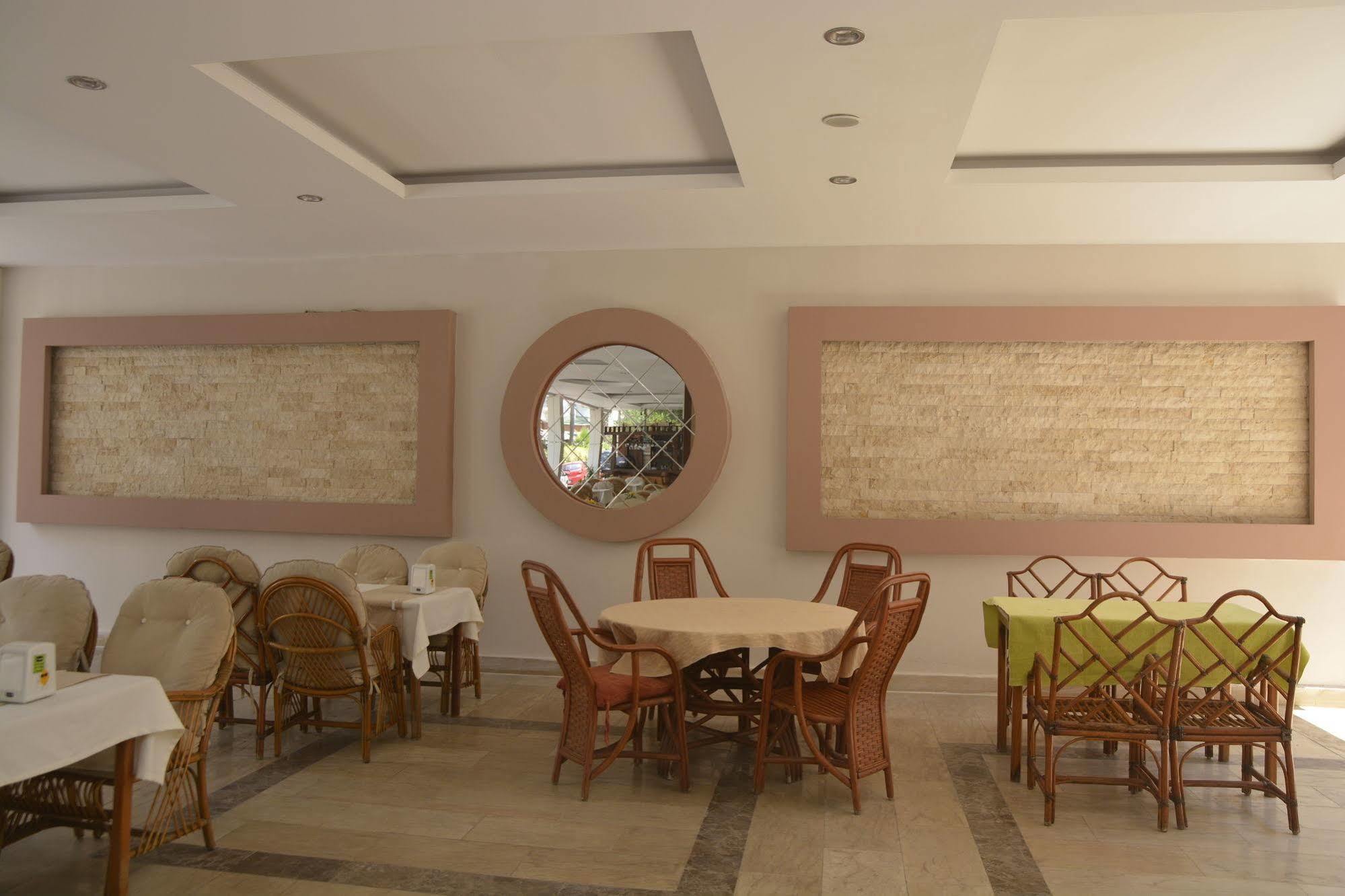 Saray Apart Otel Аланя Екстериор снимка